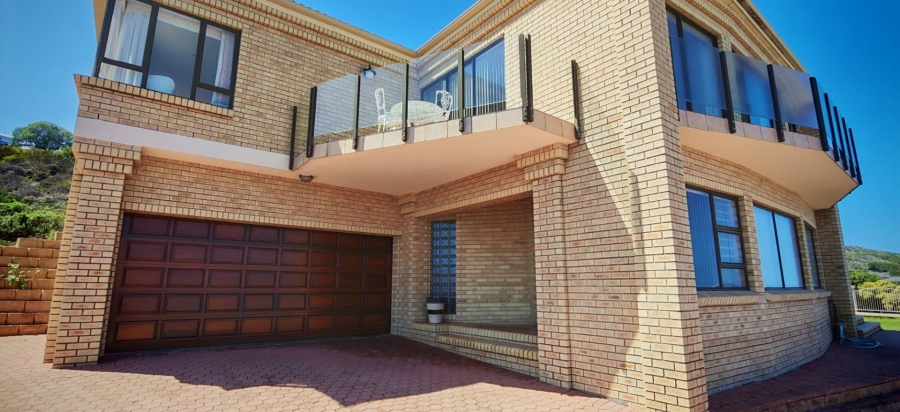 3 Bedroom Property for Sale in Dana Bay Western Cape